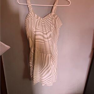 Super cute green swirl dress!